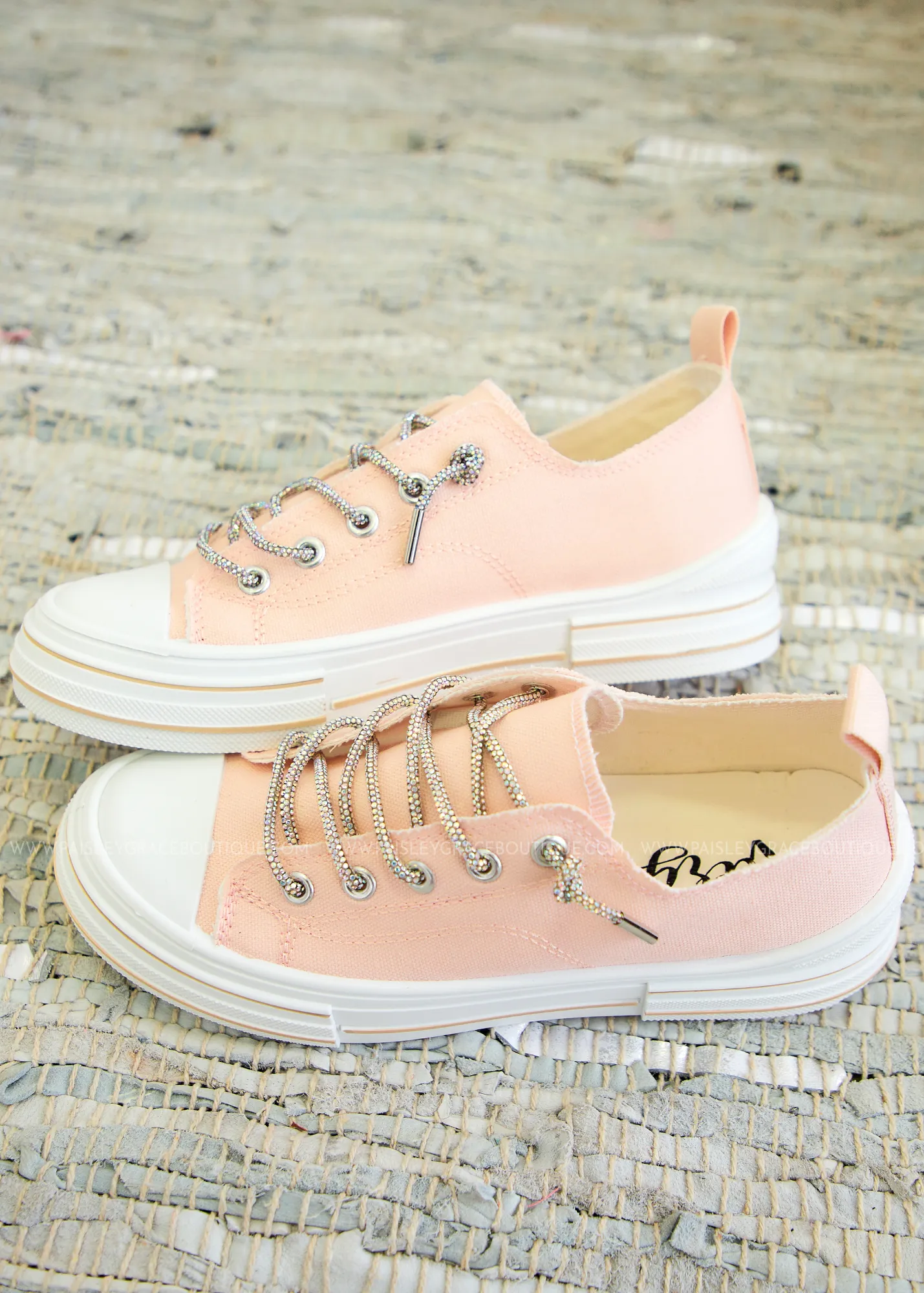 Aman Sneakers by Very G - Pink