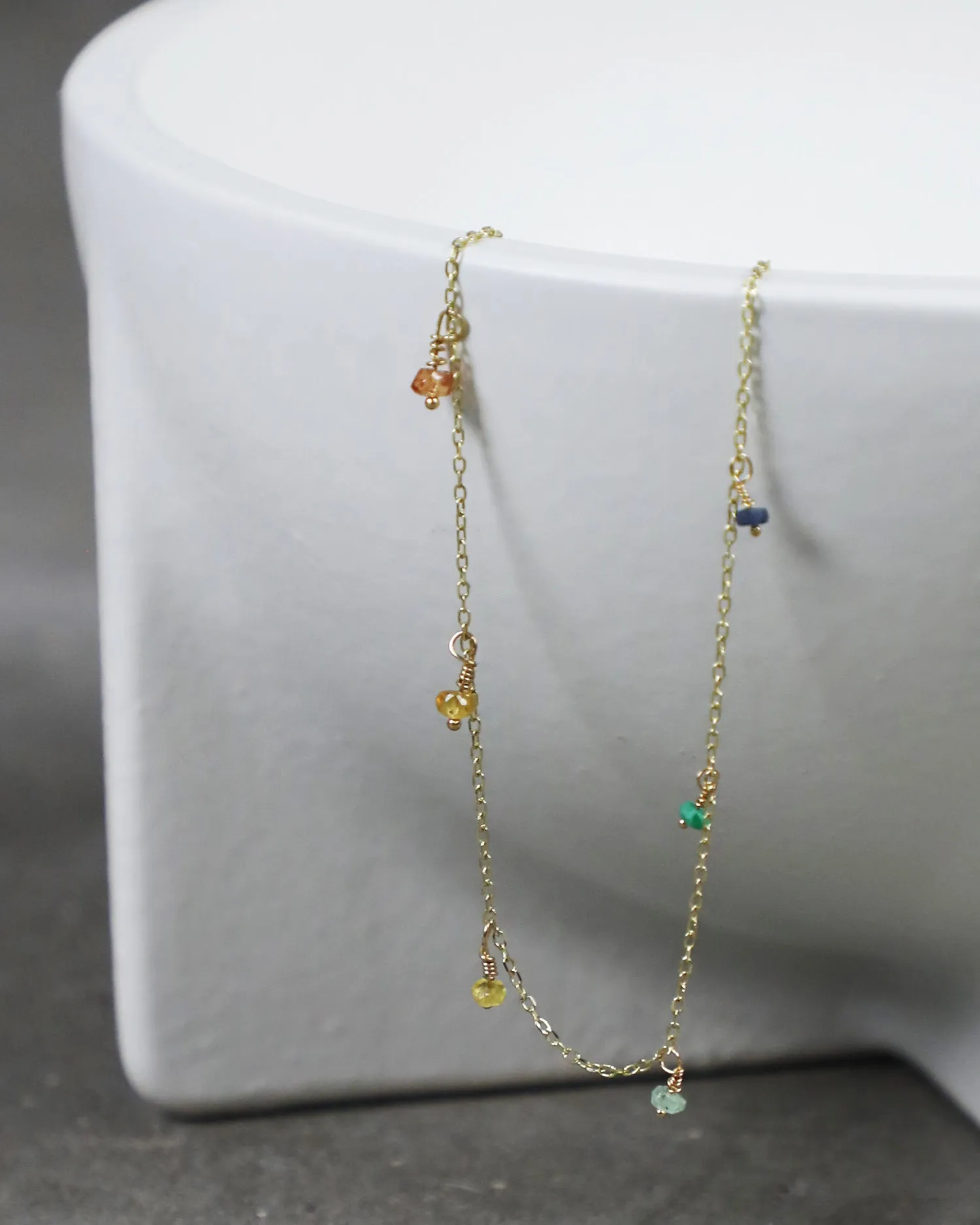 Rainbow Shaker Anklet – Sapphires